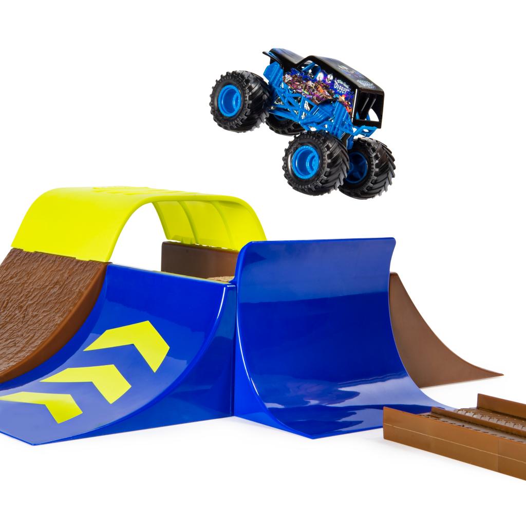Monster Jam Zombie/Freestyle Playset (Playset May Vary) Monster Jam®
