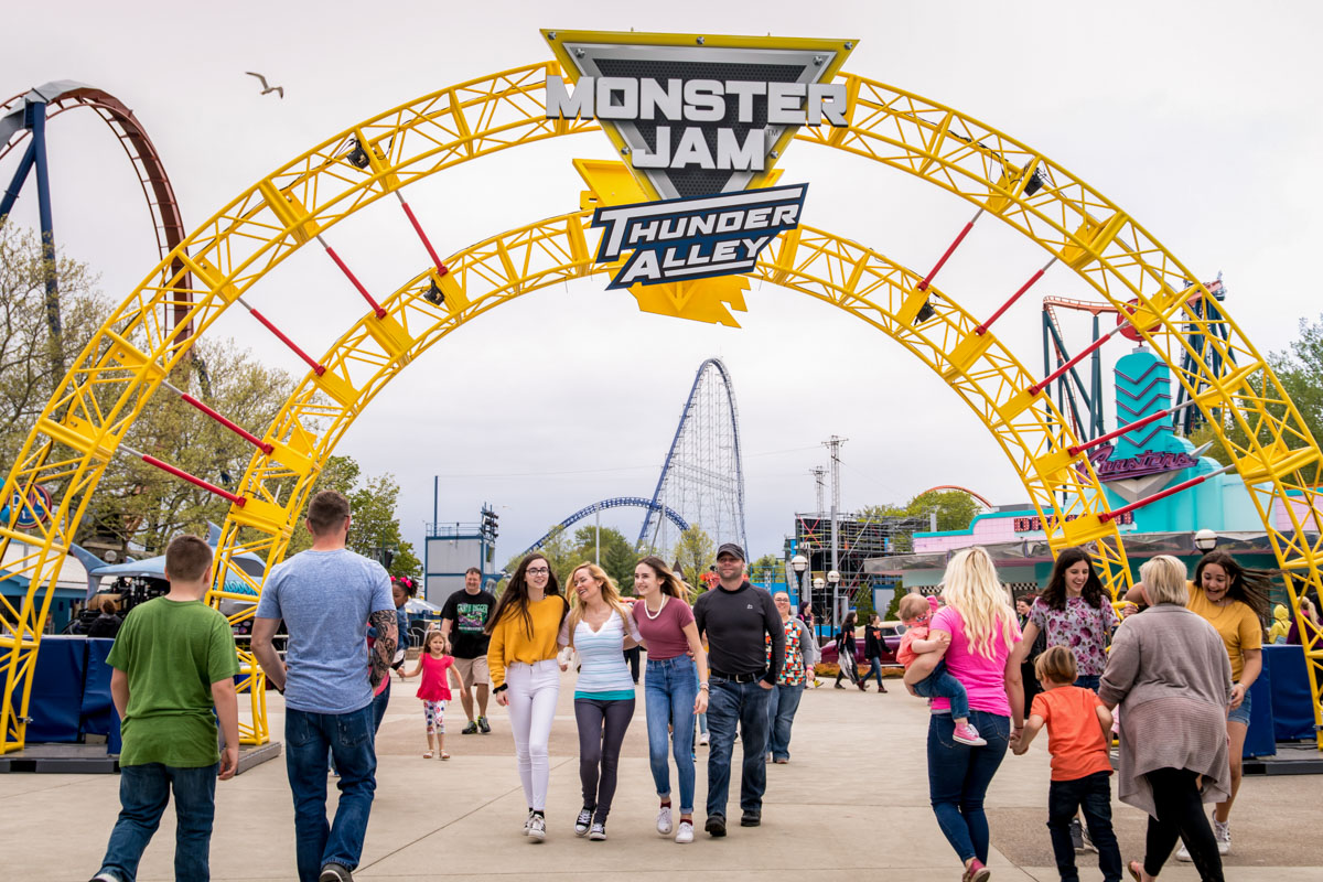 Thunder Alley Returns Monster Jam