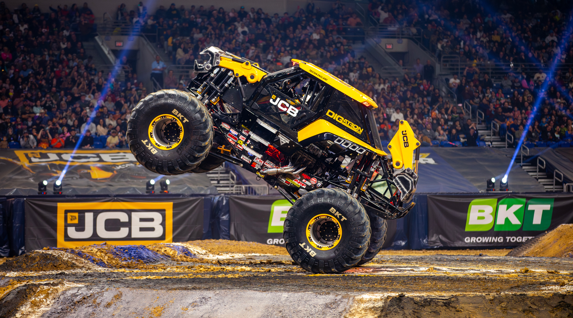 JCB DIGatron is Heading to London, UK | Monster Jam®