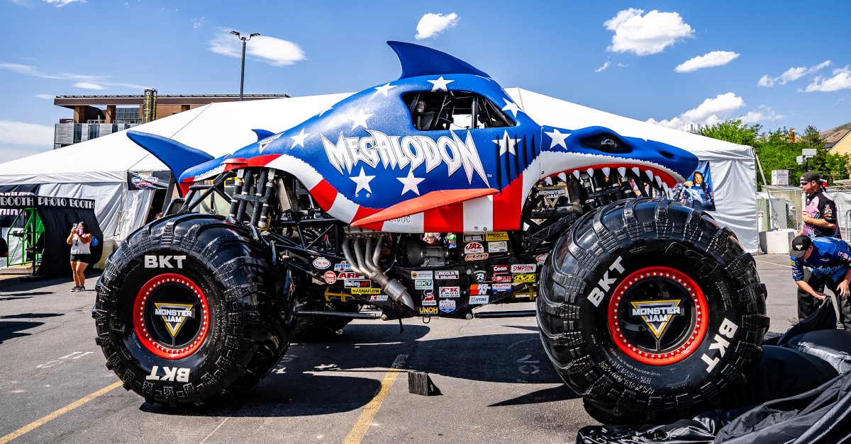 Megalodon Stars & Stripes
